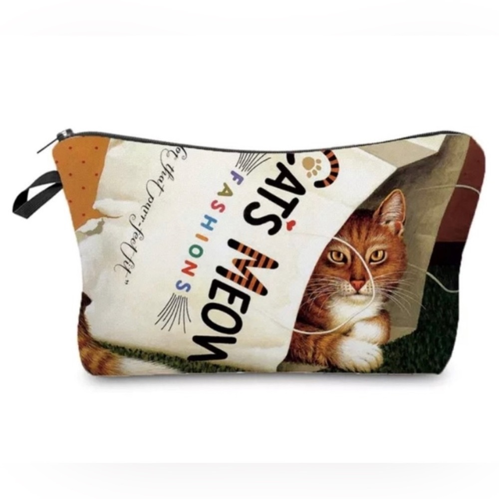 Cat In The Sak cosmetic bag. Adorable!